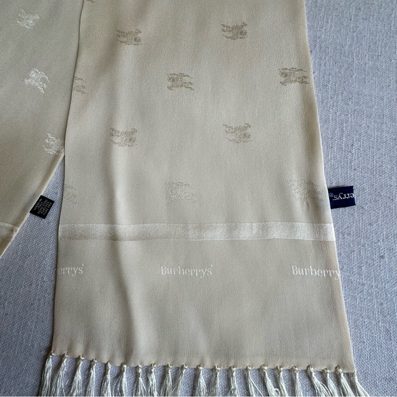 •Burberry Cream 100% Silk Fringed Scarf Embossed Logo & Brand Name Vintage Scarf - Picture 9 of 16